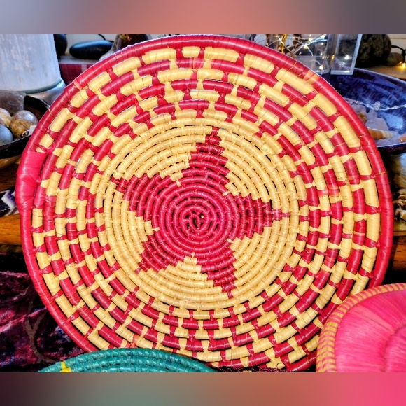Vintage Bohemian Hand Woven Bright Ener Set Three Basket & Bowls Lids Mint - Picture 13 of 15